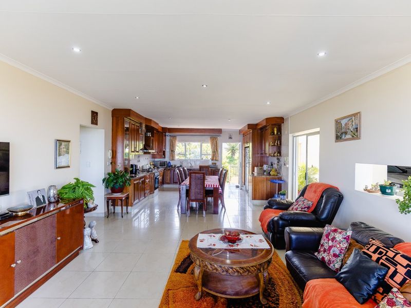 Absolutely Amazing 6 Bedroom House In Oslo beach! - Photo 7