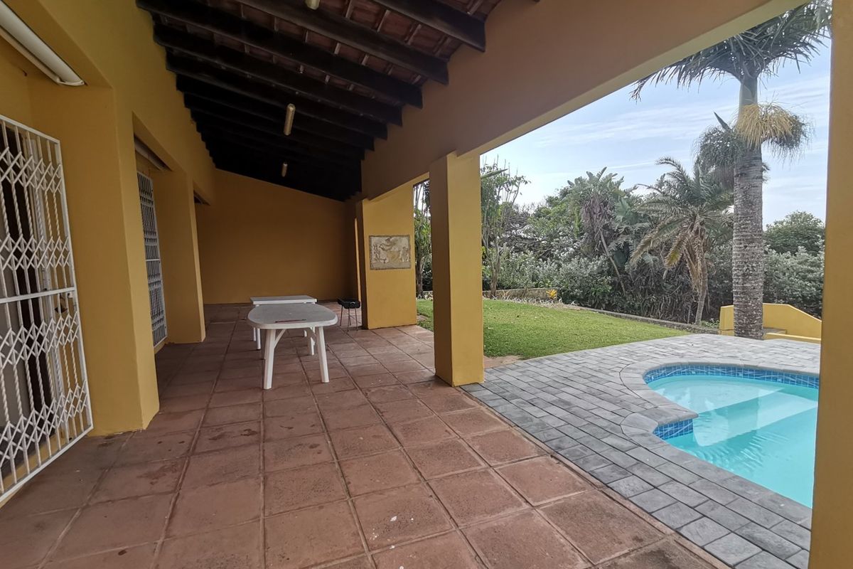 Direct access to the beach - what more can you ask for? - Photo 5