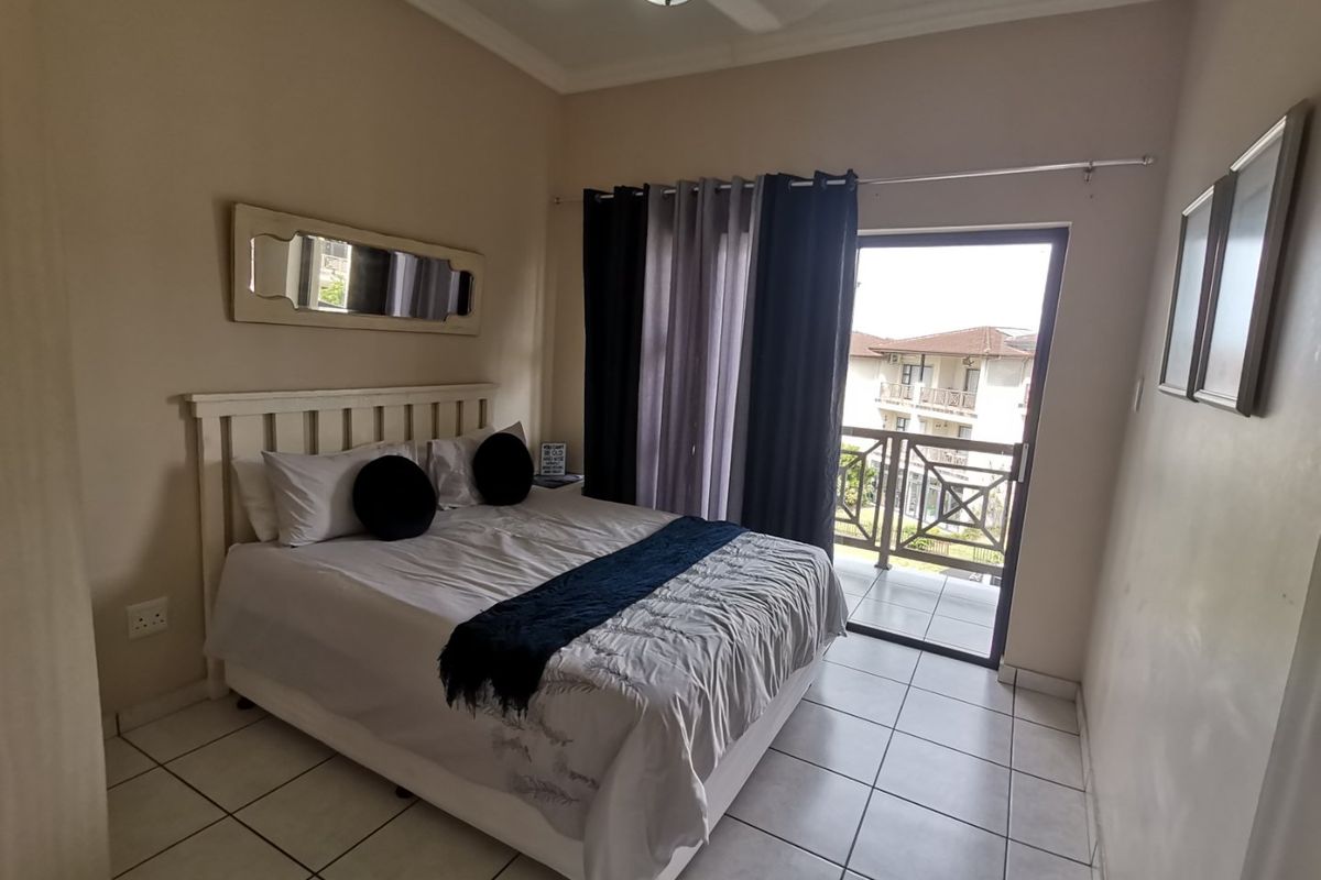 Coastal living at it's best in Uvongo - Photo 2