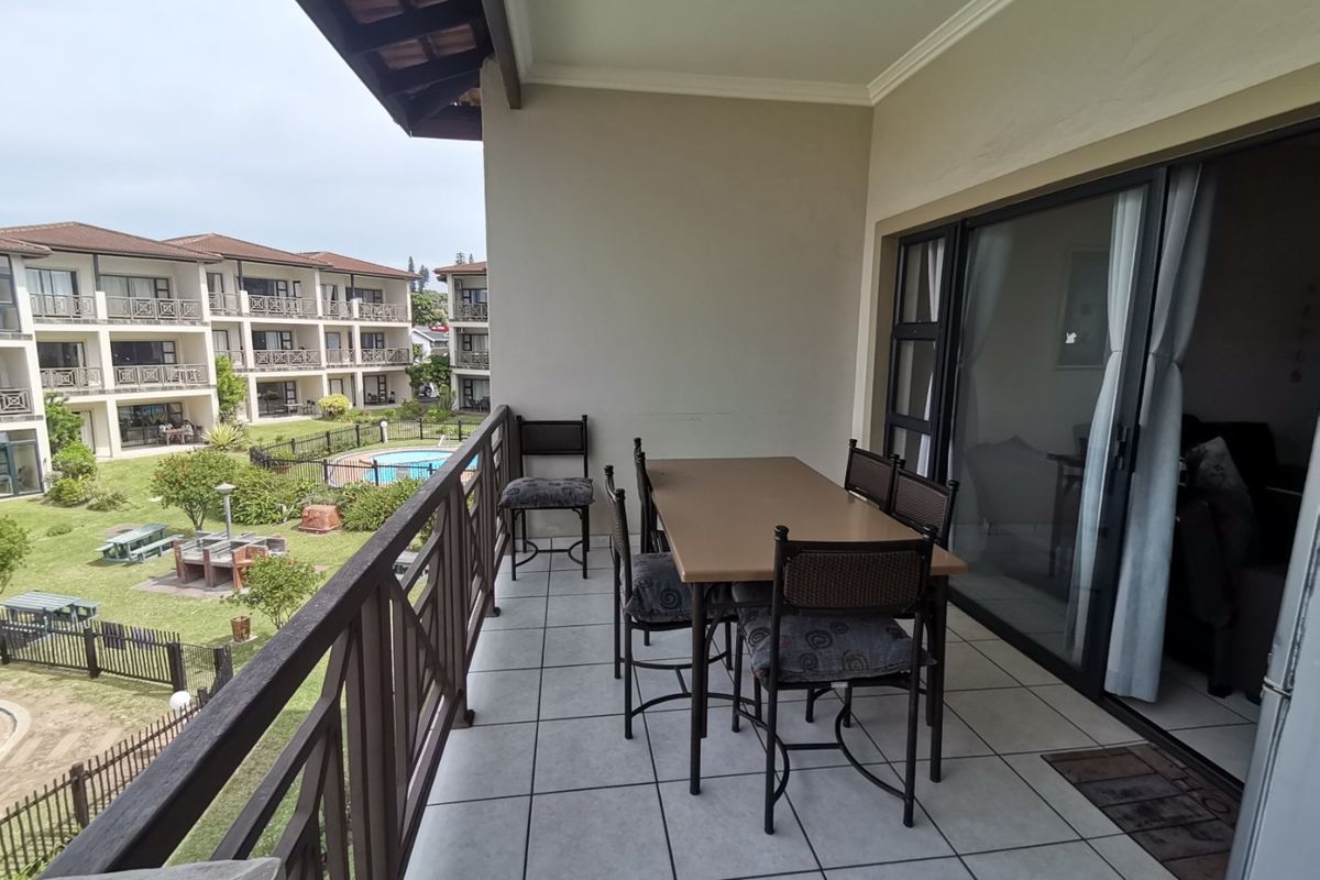 Coastal living at it's best in Uvongo - Photo 3