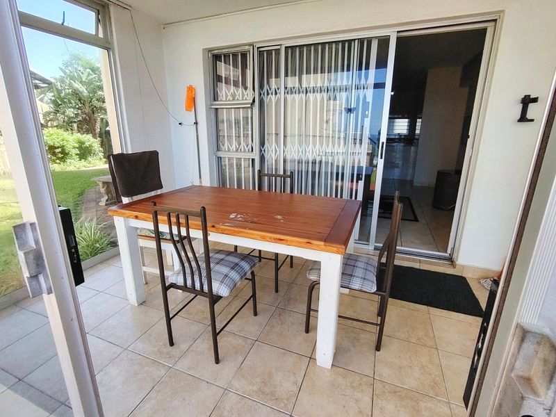 Unit level with parking area but ground floor - Photo 2