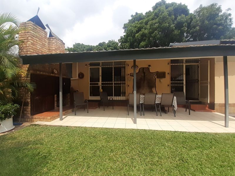 For SALE!! 3 Bedroom Townhouse in Florauna - Photo 9