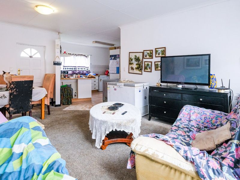 Fixer-Upper Gem in Denneoord – Full of Potential! - Photo 10