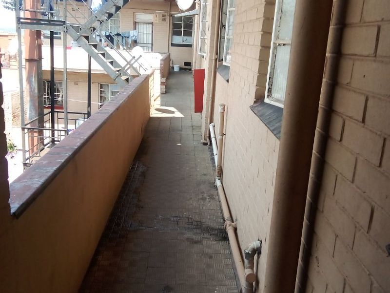 Investment Commercial Property - Exclusive Mandate - Photo 2