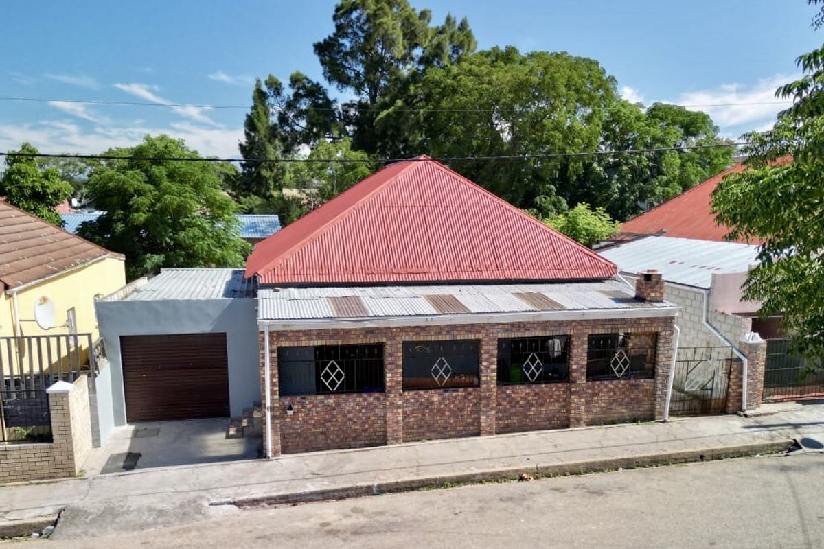 Great position freestanding family home  - Photo 2