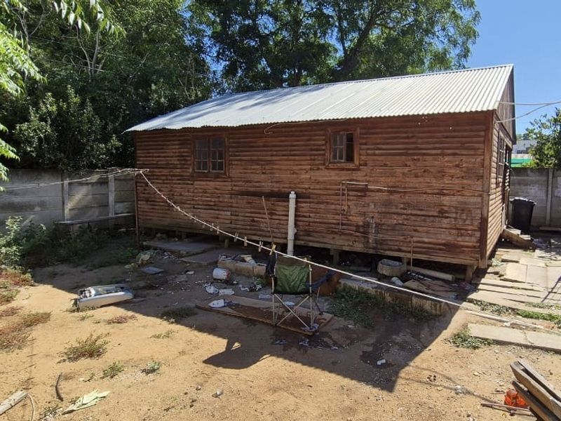 Great position freestanding family home  - Photo 9