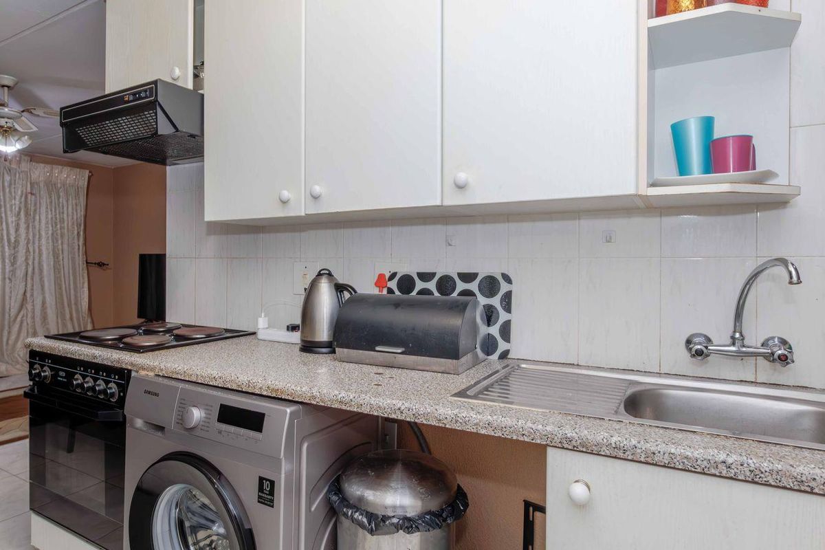 Great Stater or Investment Unit For Sale! - Photo 3