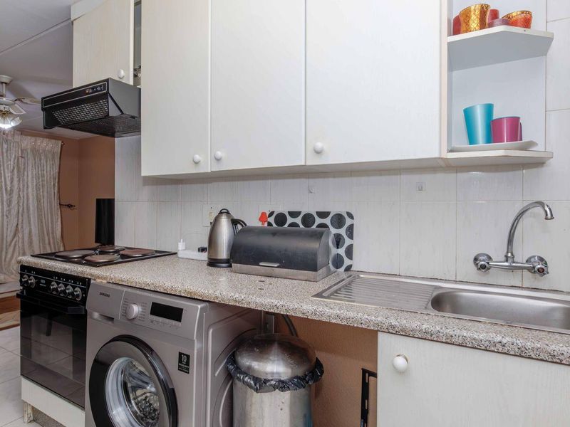 Great Stater or Investment Unit For Sale! - Photo 3