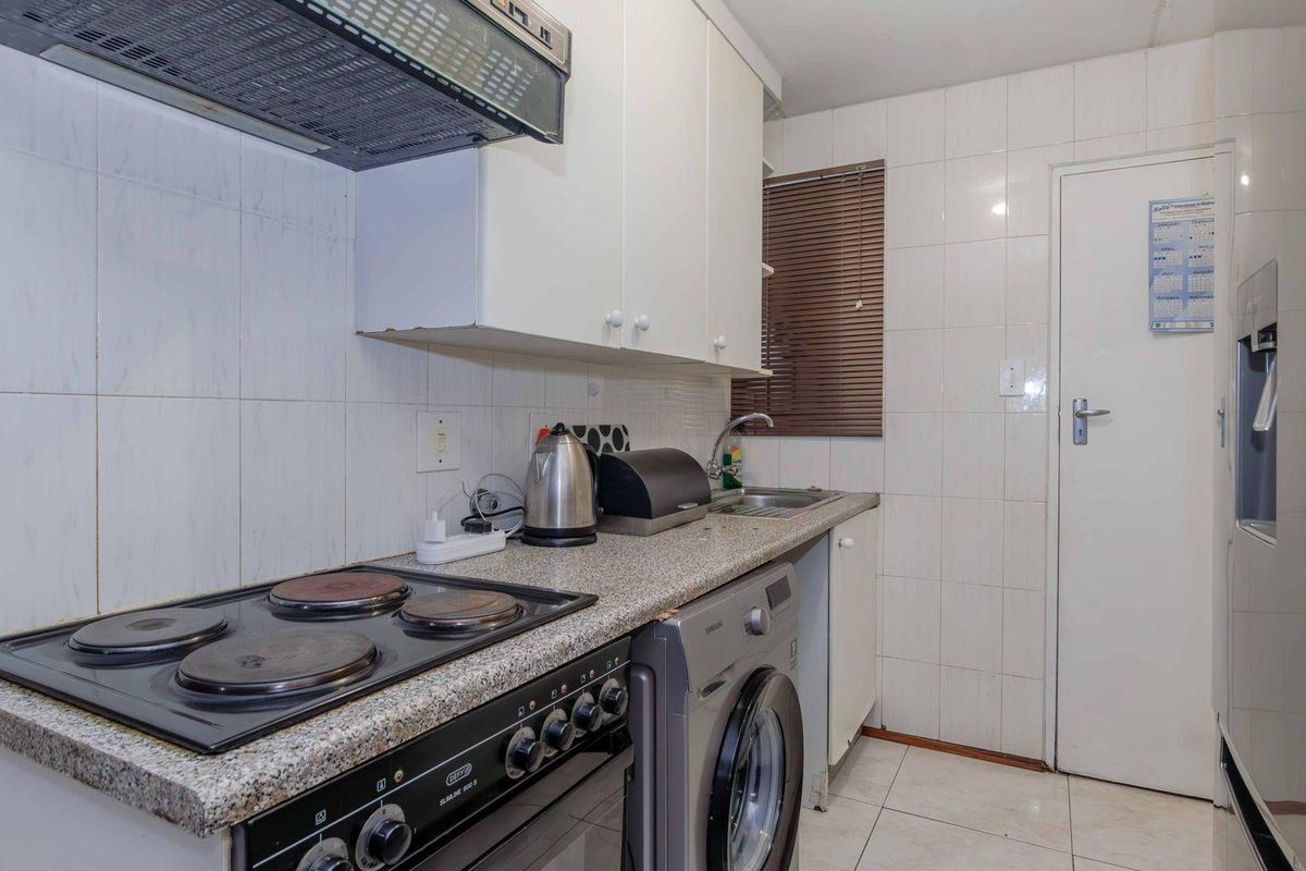 Great Stater or Investment Unit For Sale! - Photo 4