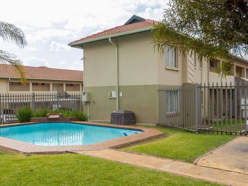 Great Stater or Investment Unit For Sale! - Photo 10