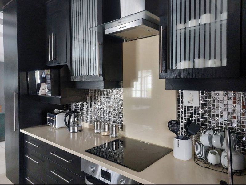 Stunning 3 Bedrooms Freestanding Home in Nelsville - Photo 6