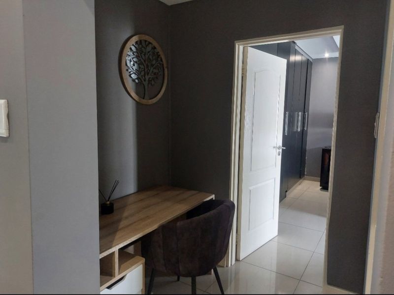 Stunning 3 Bedrooms Freestanding Home in Nelsville - Photo 10