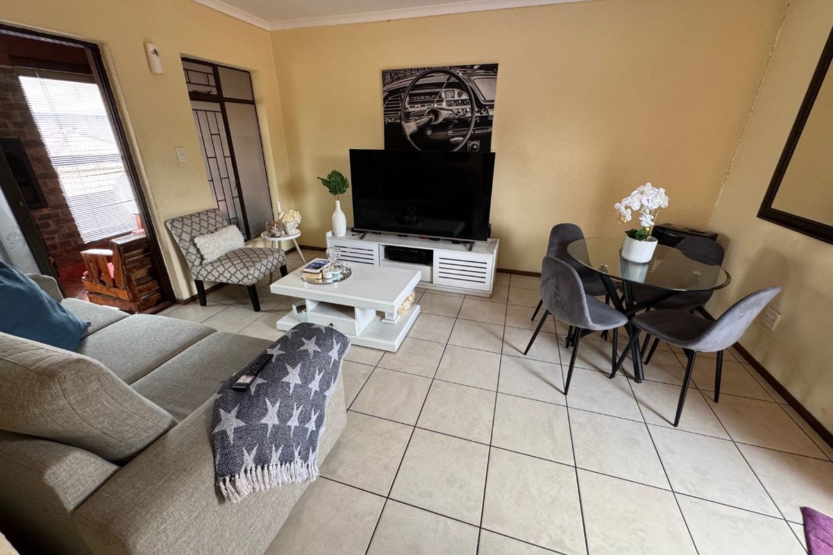 ChatGPT said: Cozy Family Home with Comfortable Features - Photo 2
