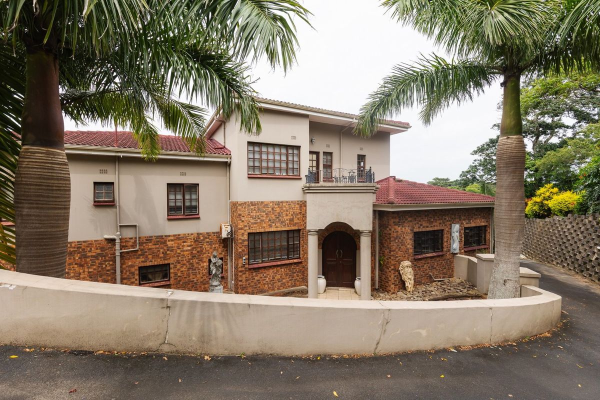 Mansion With Spectacular Sea And River Views - Photo 2