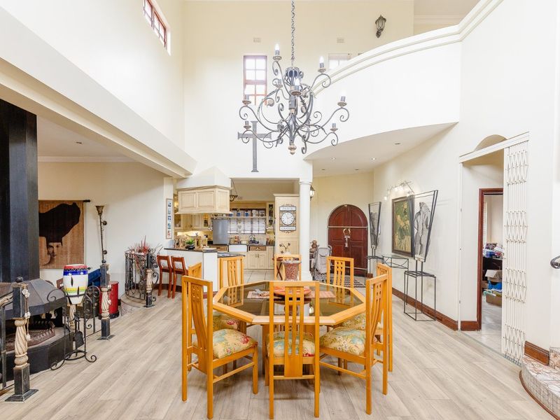 Mansion With Spectacular Sea And River Views - Photo 8