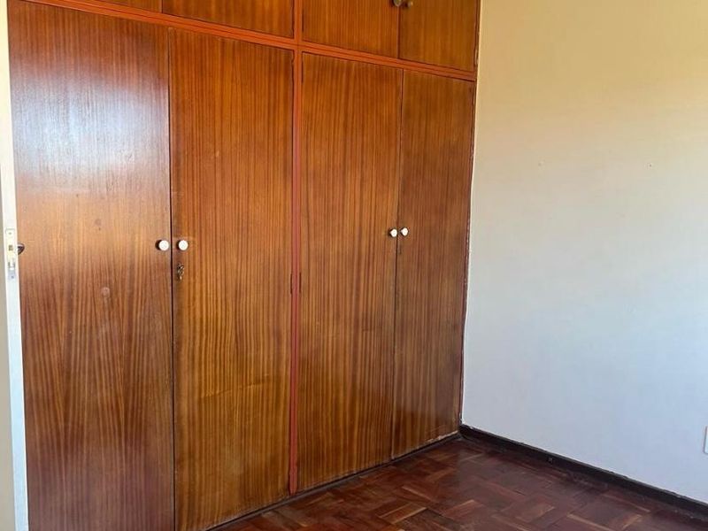 Charming & Spacious 4-Bedroom Home with a 2-Bedroom Flatlet in Sunnyridge, Germiston! - Photo 9