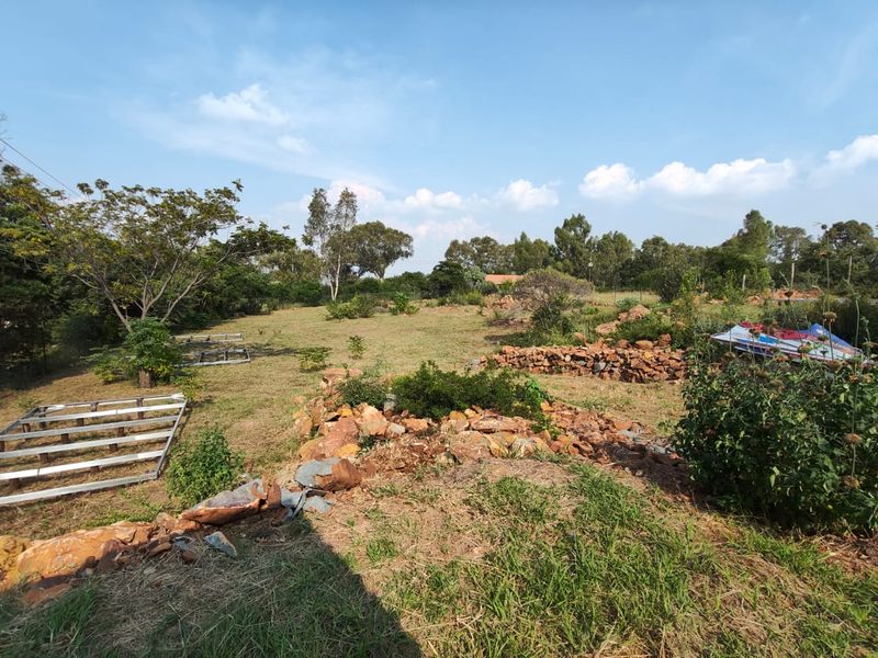 Secluded Bliss with Stunning Dam Views – 2403m2 of Vacant Land - Photo 10