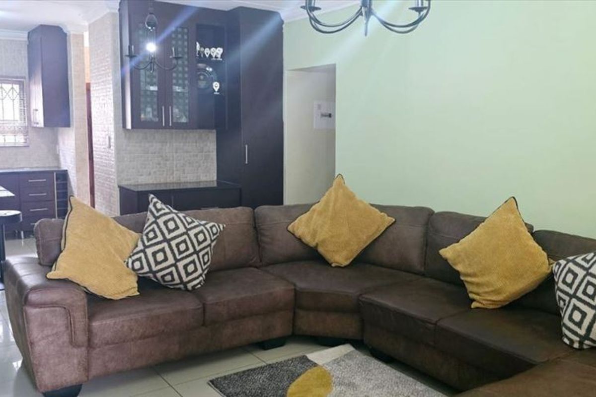 Home Features Overview - Photo 2