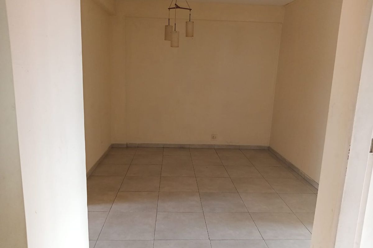 EXPERIENCE LUXURY LIVING IN THE HEART OF KEMPTON PARK! - Photo 3