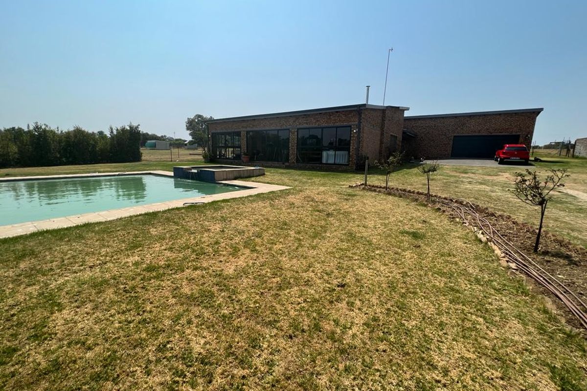 TWO FOR THE PRICE OF ONE- OFF THE GRID - Photo 3