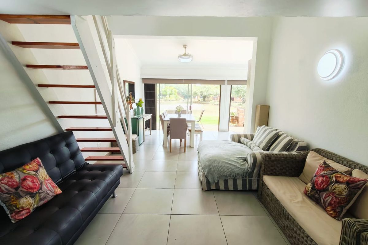 Immaculate Newly Renovated Home in a Secure Complex - Photo 4