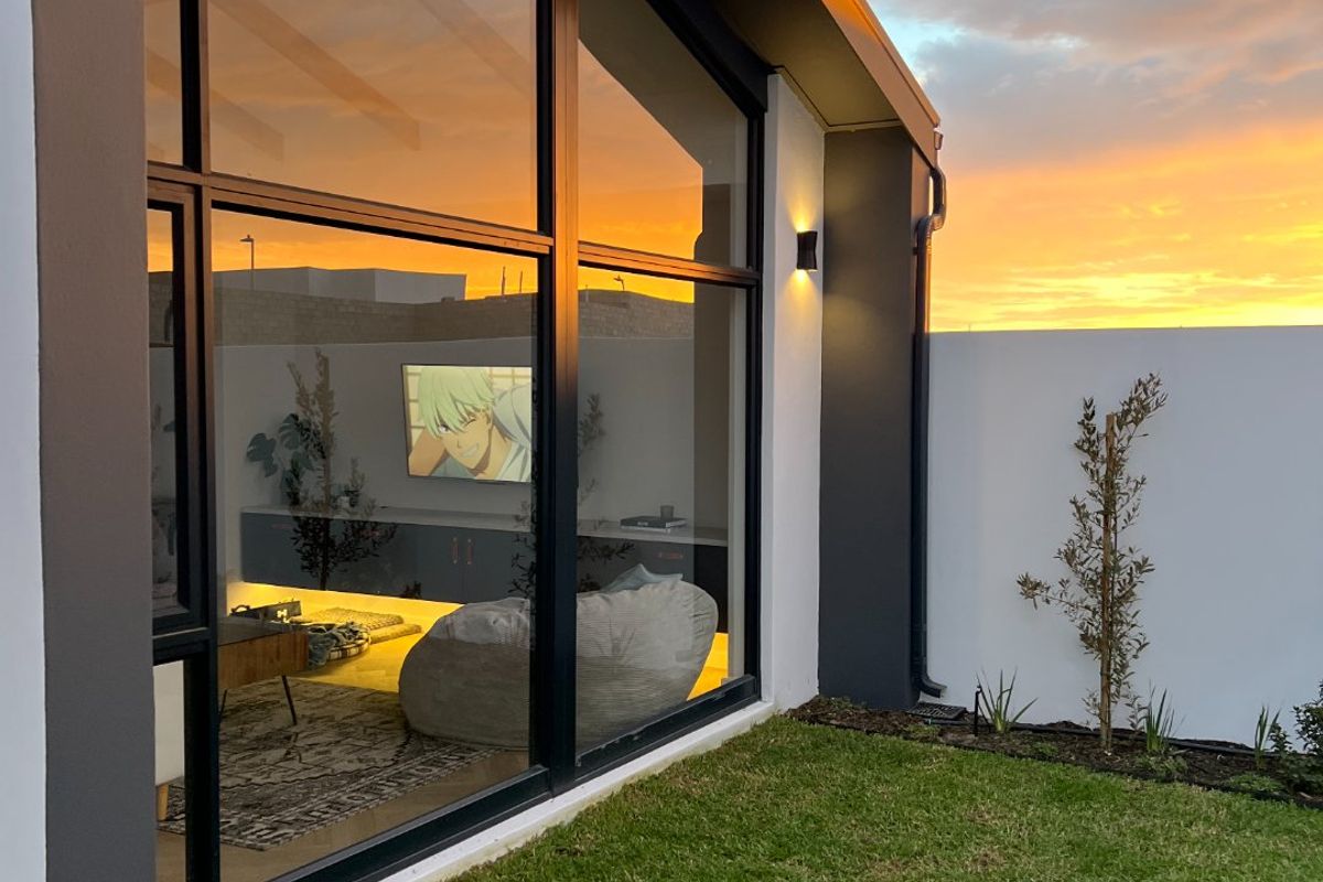 PLOT and PLAN in Sandown – 4 bedroom, 3 bathroom Home – NO Transfer Duty. - Photo 5