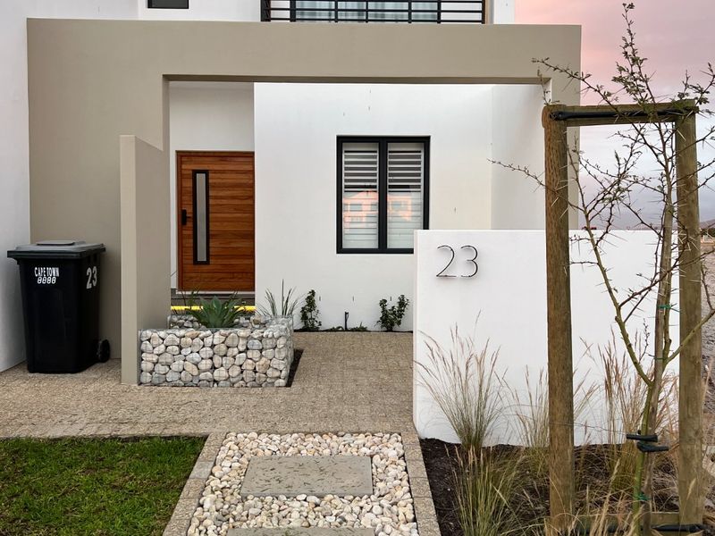 PLOT and PLAN in Sandown – 4 bedroom, 3 bathroom Home – NO Transfer Duty. - Photo 6