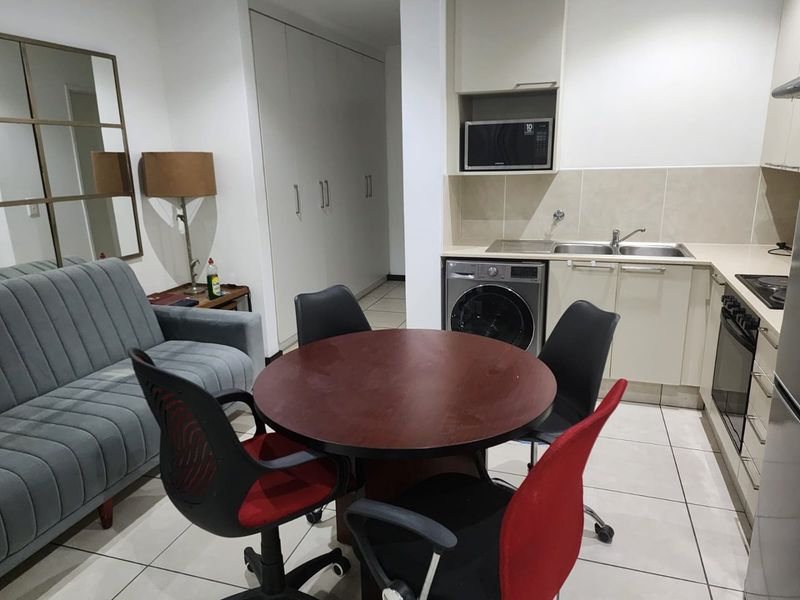 Stylish Sunninghill flat for rental - Photo 2