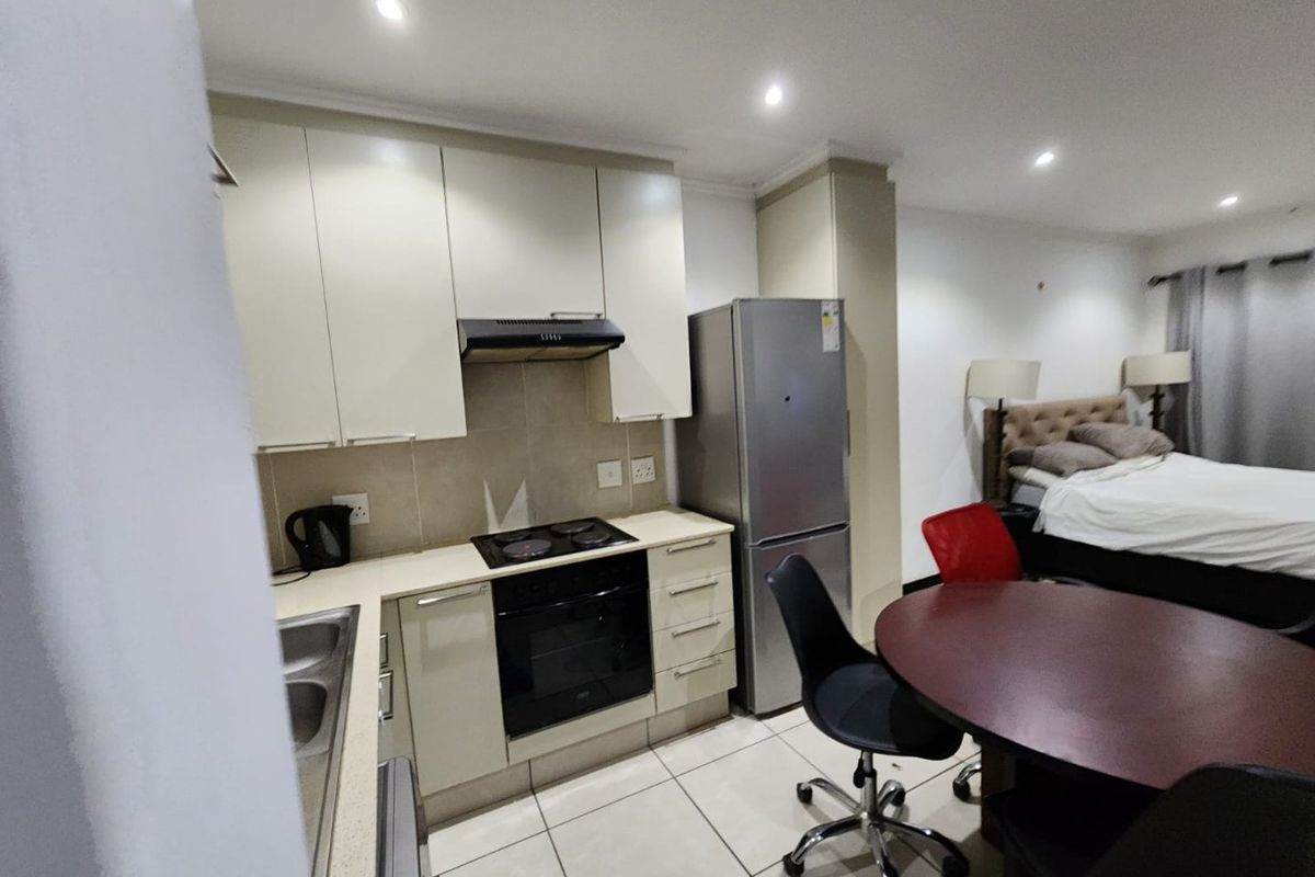 Stylish Sunninghill flat for rental - Photo 3
