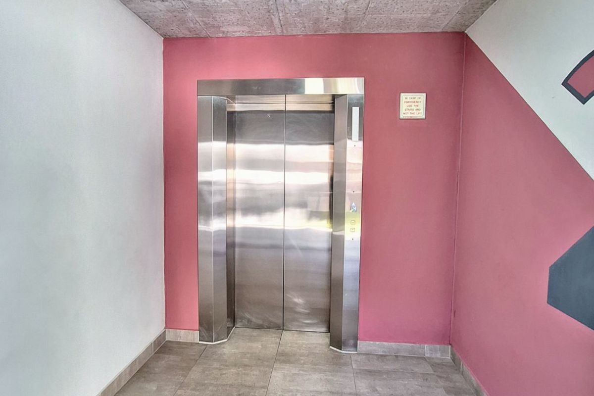 Studio Apartment For Sale - Photo 5