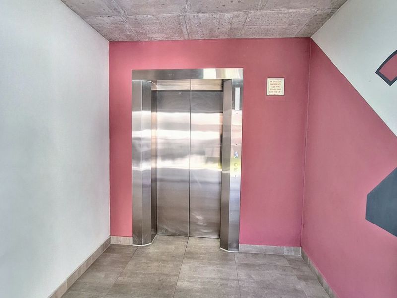 Studio Apartment For Sale - Photo 5