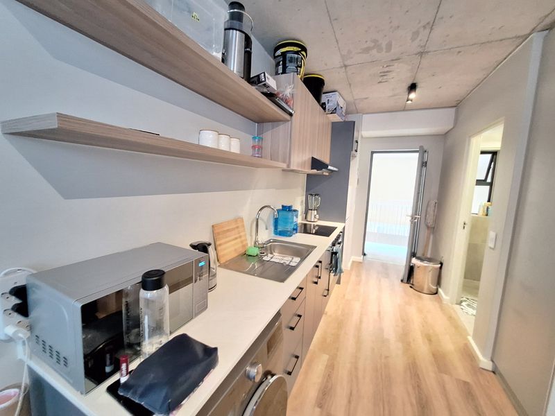 Studio Apartment For Sale - Photo 7