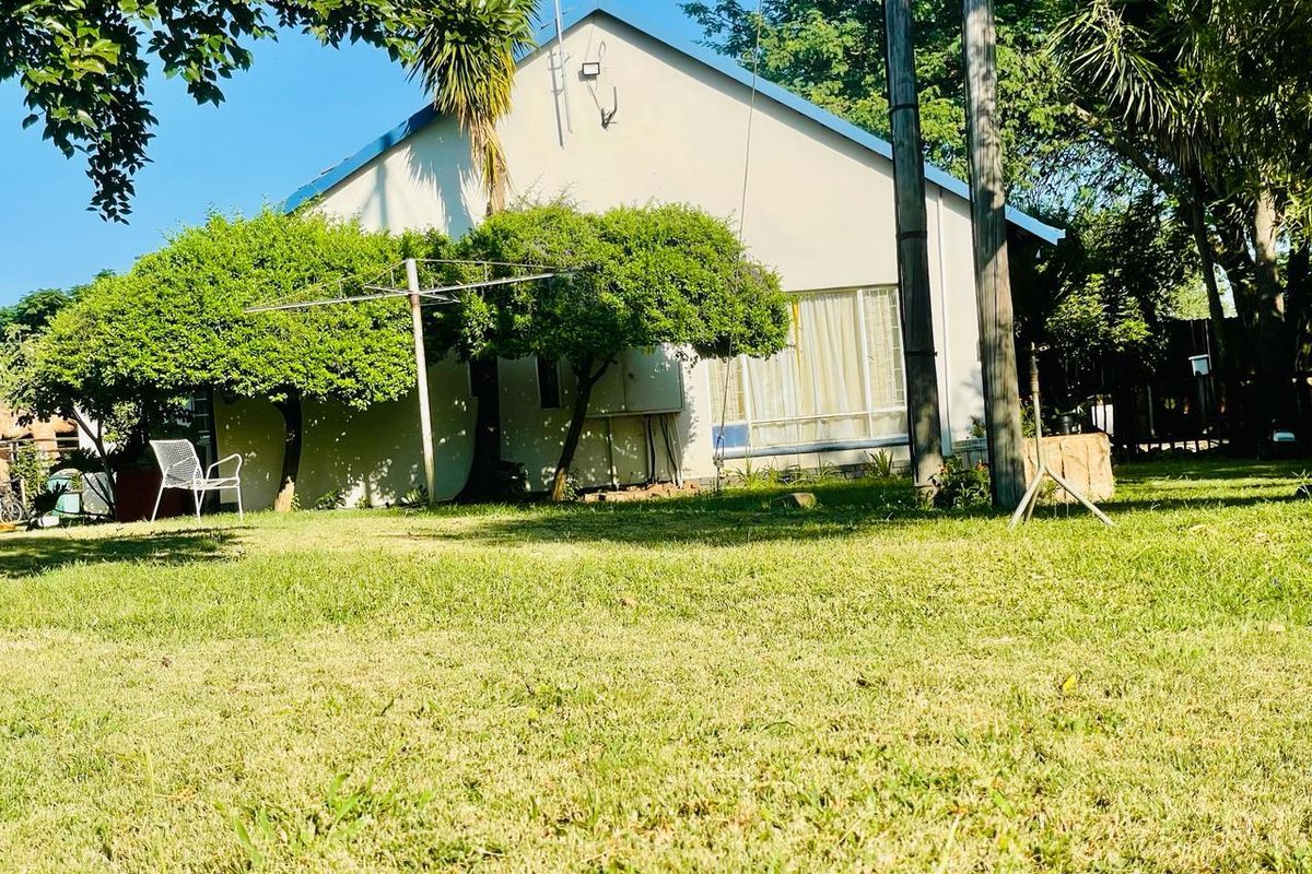 15.64-HECTARE FARM IN VASTFONTEIN - Photo 2