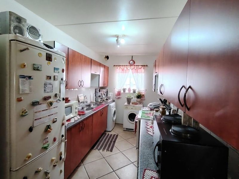 Welcome to Your Dream Home - Photo 8