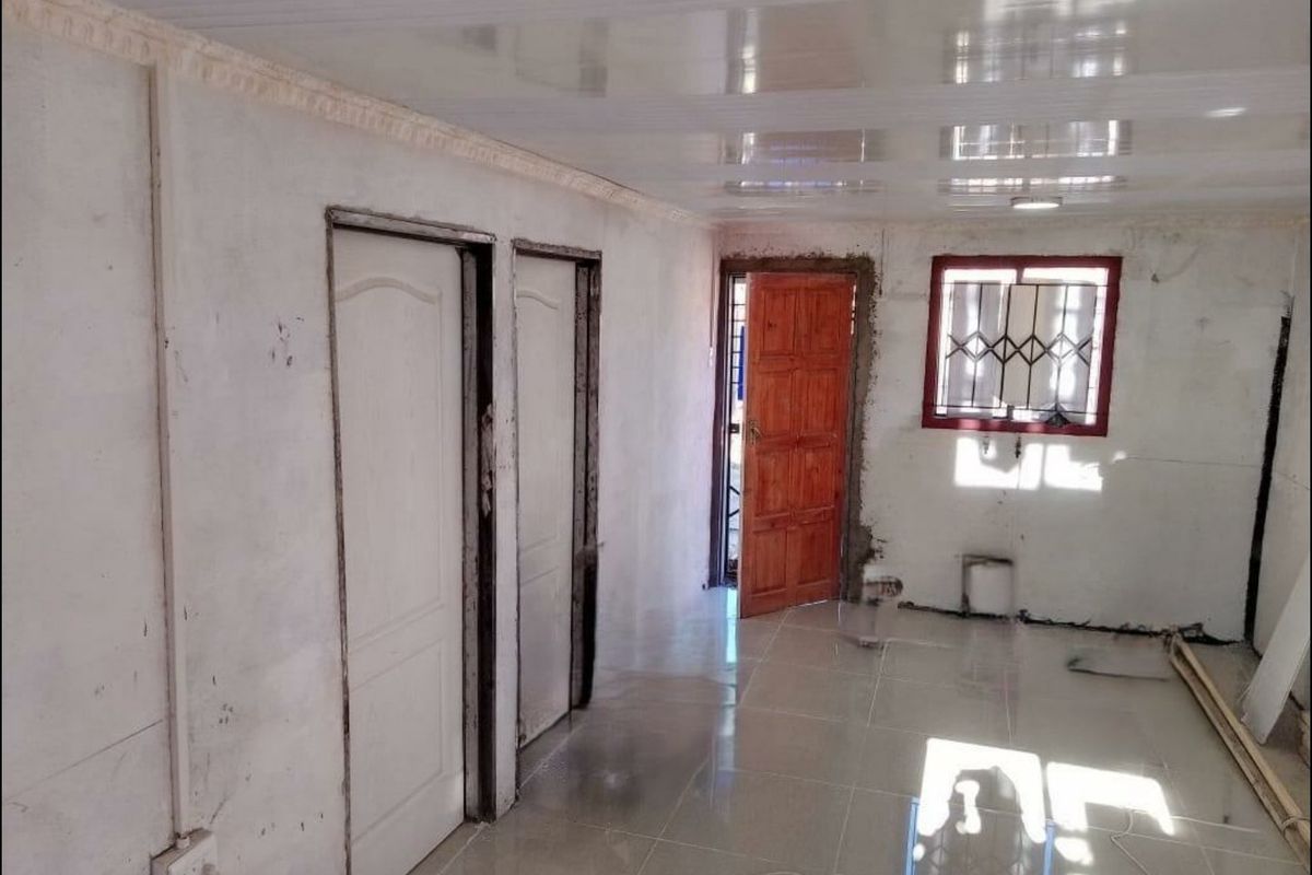 2 bedroom house for sale in Botshabelo - Photo 2