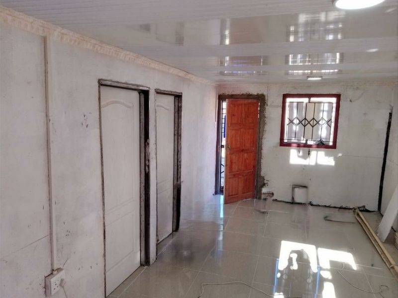 2 bedroom house for sale in Botshabelo - Photo 2