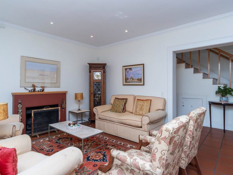 Neat as a pin in Sunnybrae - walk to RBHS - Photo 9