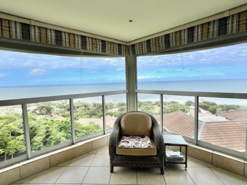 Beachfront Perfection With Breathtaking Ocean Views - Photo 3