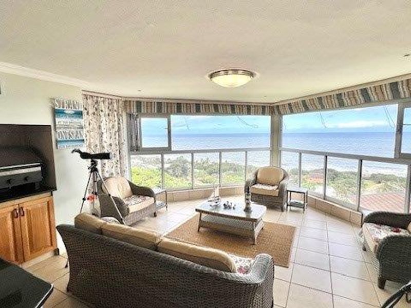 Beachfront Perfection With Breathtaking Ocean Views - Photo 9