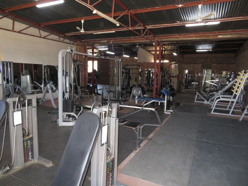 Commercial building for Sale in Delareyville - Photo 4