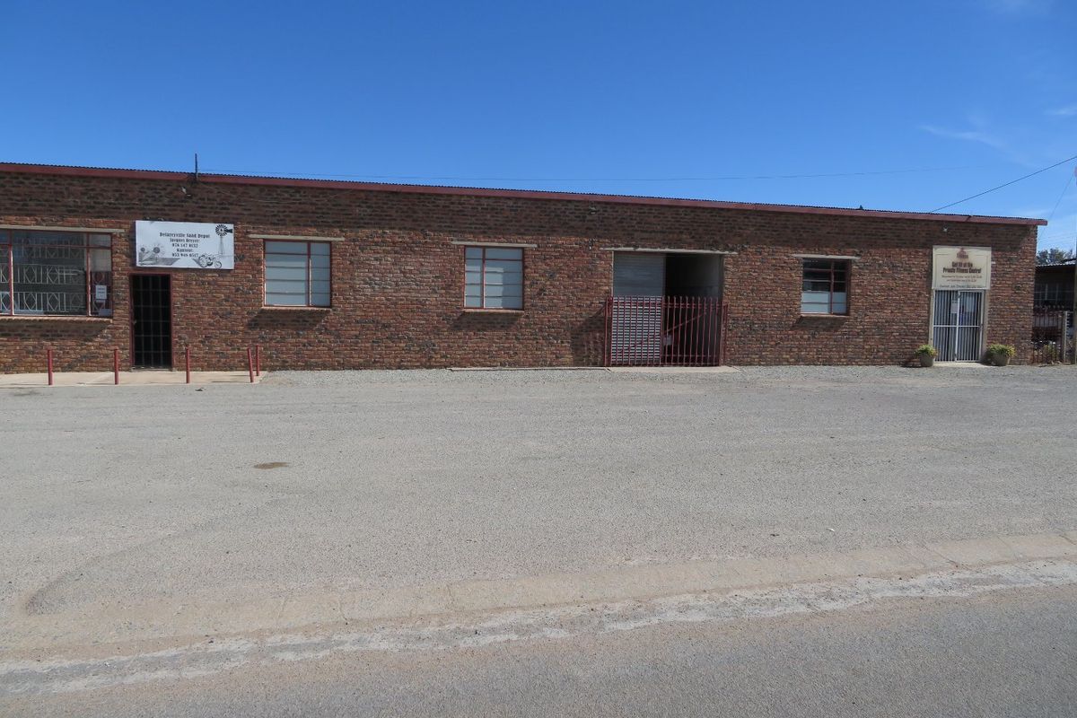 Commercial building for Sale in Delareyville - Photo 2