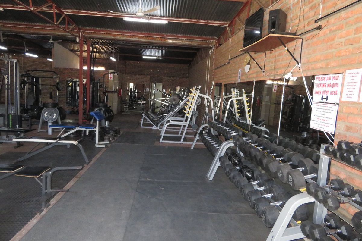 Commercial building for Sale in Delareyville - Photo 3