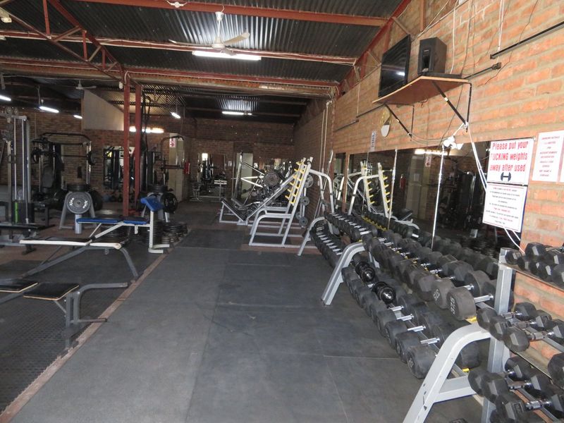 Commercial building for Sale in Delareyville - Photo 3