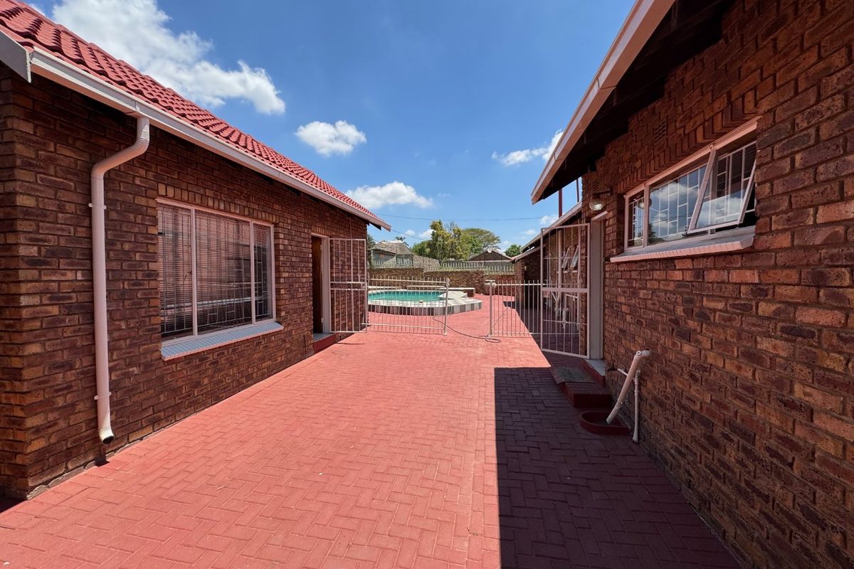 Charming Family Home with Pool and Granny Flat - Photo 2