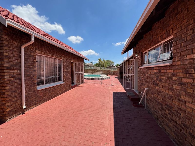 Charming Family Home with Pool and Granny Flat - Photo 2