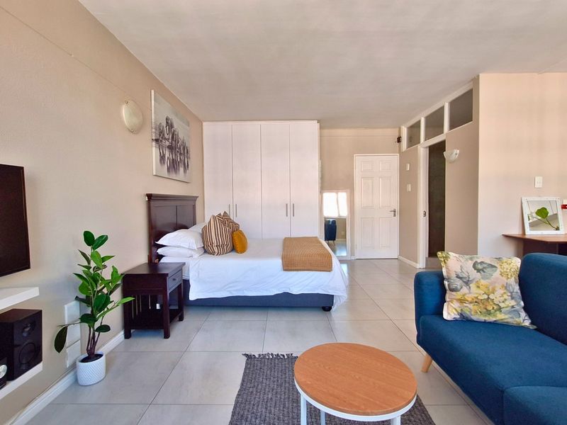 Studio Apartment / Flat for Sale in Cape Town City Centre - Photo 8