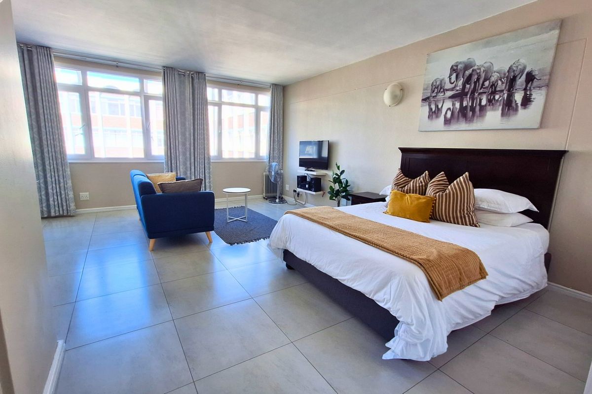 Studio Apartment / Flat for Sale in Cape Town City Centre - Photo 4
