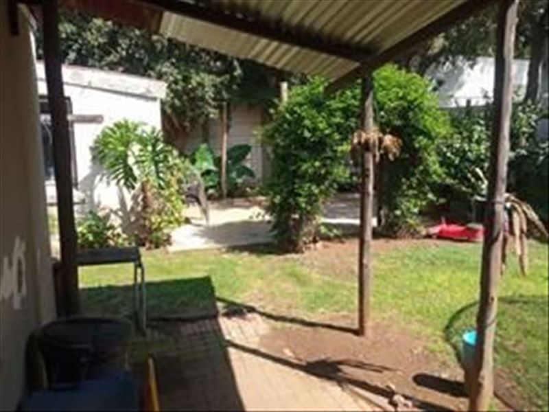 Cozy Family Home with Modern Amenities - Photo 3