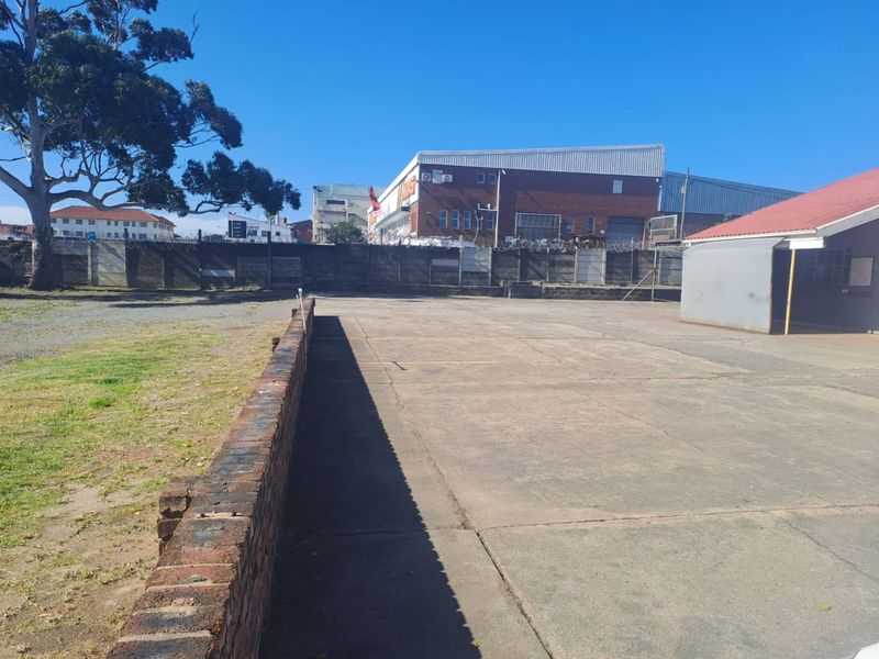 Ideal Fleet/Construction Workshop - Photo 6