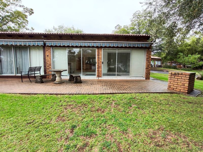 Tranquil Living at Cormorant Bay – House is a Stone’s Throw from the Vaal Dam - Photo 3